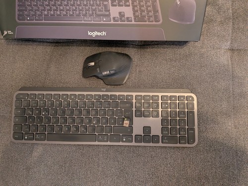 Logitech keys combo - logitech,